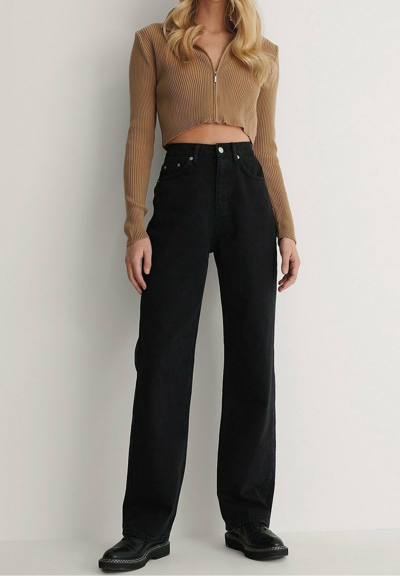 NA-KD Jean flare - black