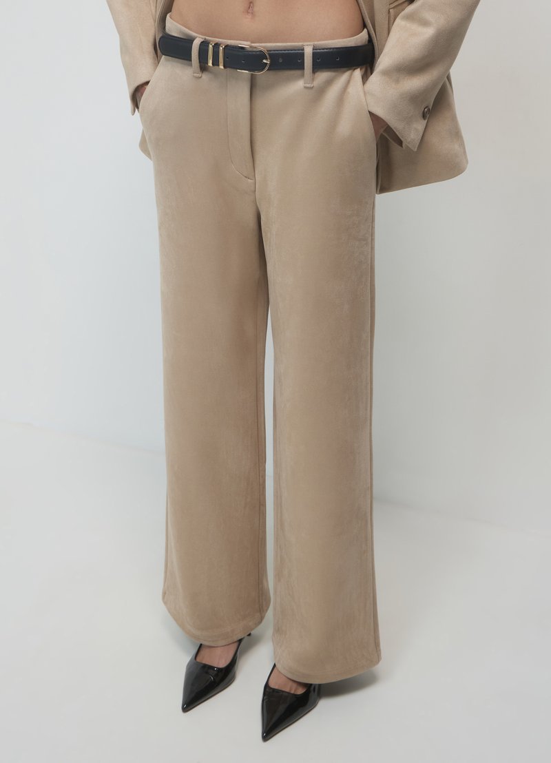 Calliope A PALAZZO EFFETTO DAINETTO - Pantalon classique - corda