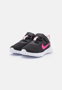 Nike Performance NIKE REVOLUTION 6 (TDV) - Scarpe da corsa su strada - black/hyper pink/pink foam