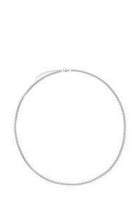 Collana in argento con un design a maglie quadrate sottili, dotata di chiusura a moschettone e un prolungamento regolabile per variare la lunghezza.