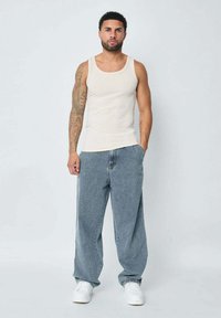 FRILIVIN SANS MANCHE SIMPLE - Débardeur - beige