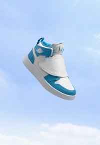 Non sélectionné, white/dark powder blue