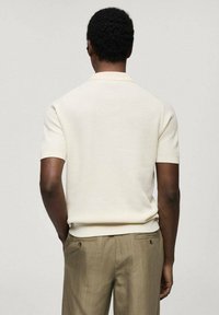 Mango Polotričko - off-white