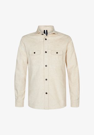 Camicia beige a maniche lunghe con una sottile trama, dotata di due tasche sul petto, chiusura a bottoni e bottoni marroni come dettagli.