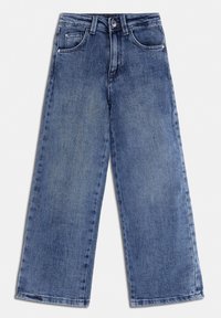 Leveälahkeiset farkut keskikäsitellystä farkkukankaasta, joissa napillinen sulkeminen, viisi taskua ja suora leikkaus. Kankaan pinnassa on tekstuuria ja kevyttä haalistumaa.