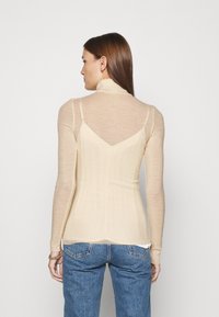 ARKET Camisola - white dusty