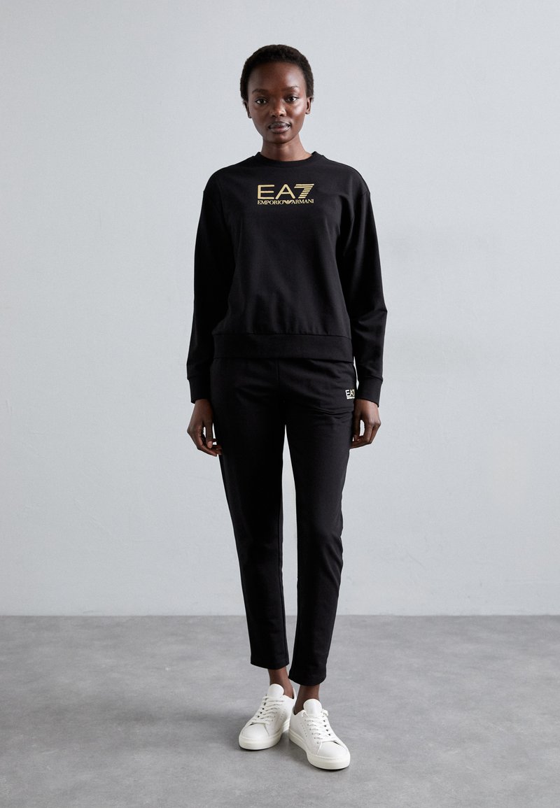EA7 Emporio Armani TRACKSUIT - Verryttelypuku - black/gold