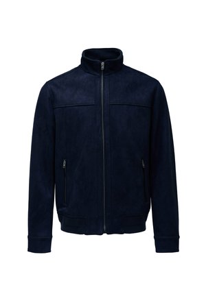 Chaqueta de ante azul marino con cuello alto, cremallera frontal y dos bolsillos laterales. Presenta una textura suave y puños acanalados.