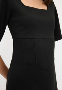adL SQUARE NECK SHORT SLEEVE - Tubino - black