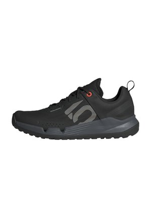 Sneakers laag - core black   grey one   grey six