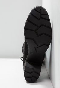 s.Oliver Botas - black