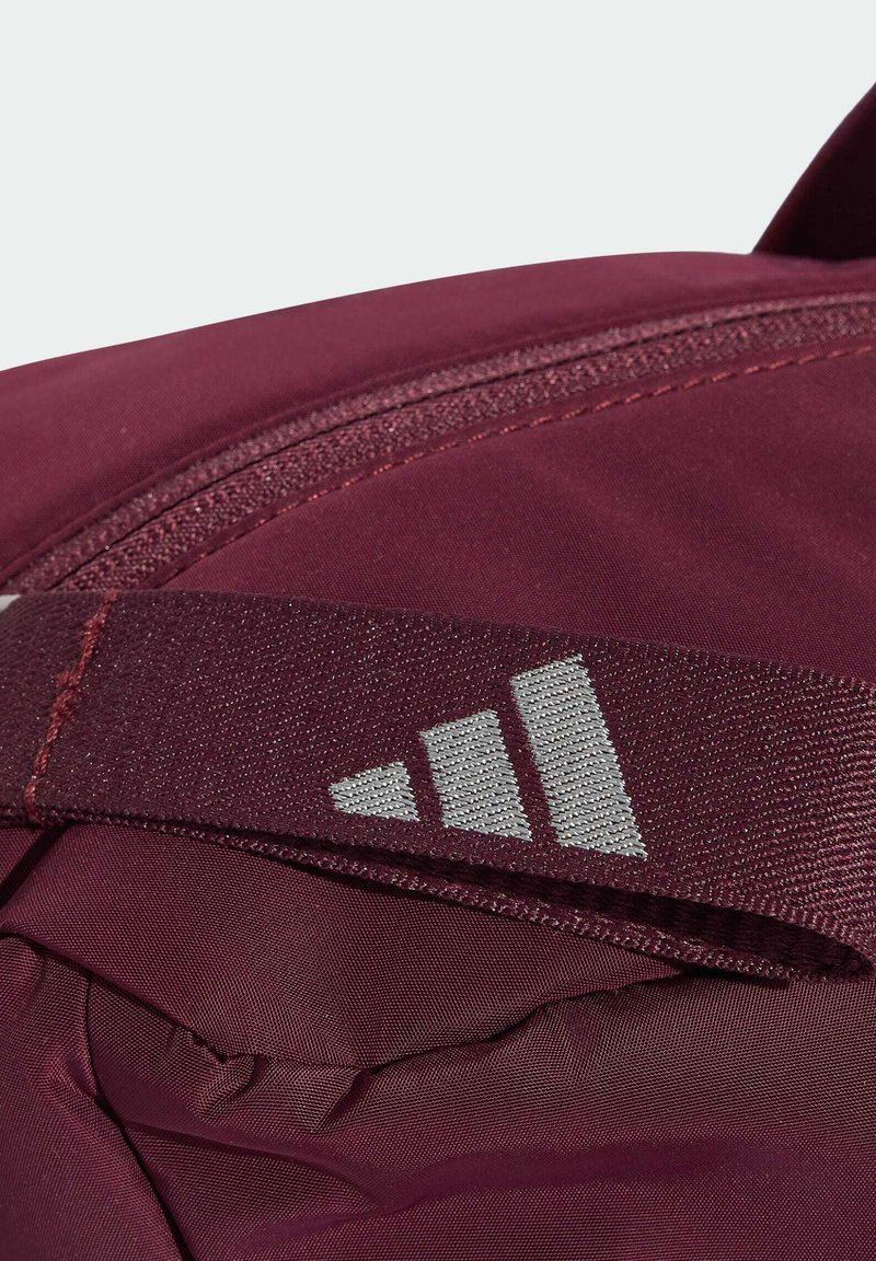 dark green lululemon belt bag Kappa Delta lululemon Everywhere Belt Bag