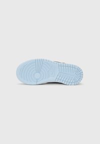 Nike Sportswear DUNK LOW UNISEX - Korkeavartiset tennarit - white/midnight navy/armory blue