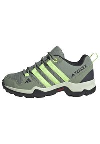 adidas Terrex TERREX AX2R HIKING - Hikingschuh - silver green/green spark/crystal jade