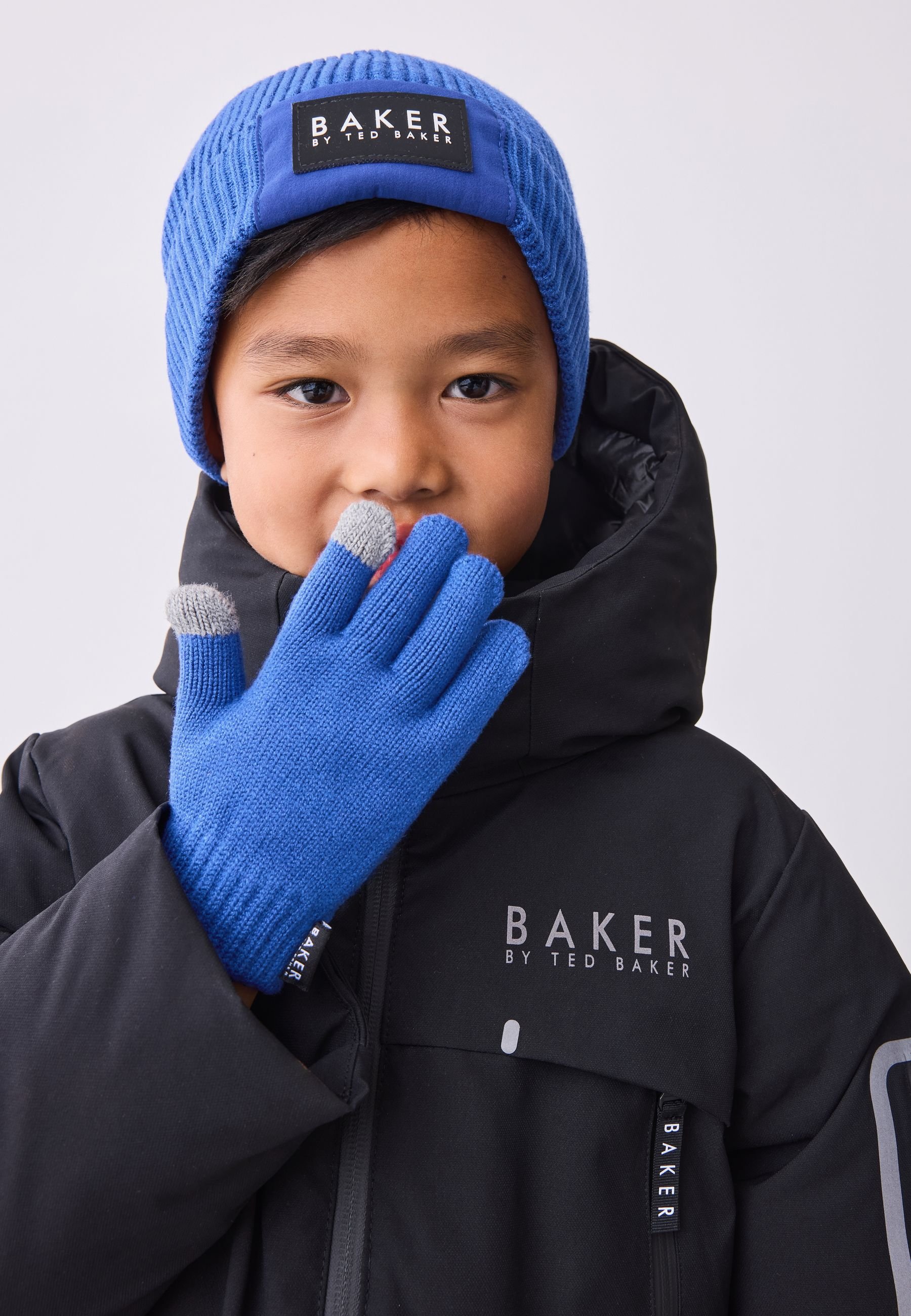 Set Bonnet Et Gants Star Wars - Ensemble Chaud Et Stylé Pour Fans - 100% Acrylique, Lavable