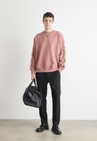 HUGO DUSTRIP - Sweatshirt - light pastel pink