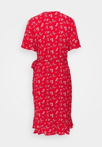 Vero Moda Tall Vapaa-ajan mekko - red