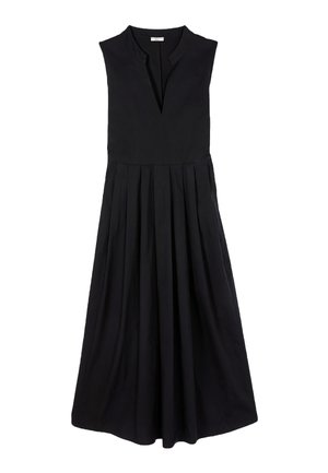 Zwarte mouwloze midi-jurk met V-halslijn en geplooide rok, getailleerde pasvorm met lichte uitlopende zoom.