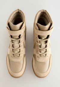 REGULAR FIT - FOREVER COMFORT WEDGE - Magas szárú edzőcipők - taupe