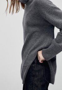 Massimo Dutti Strickpullover - light grey