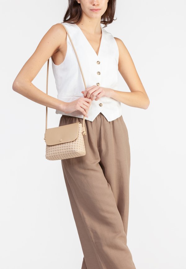 MELODY - Umhängetasche - beige