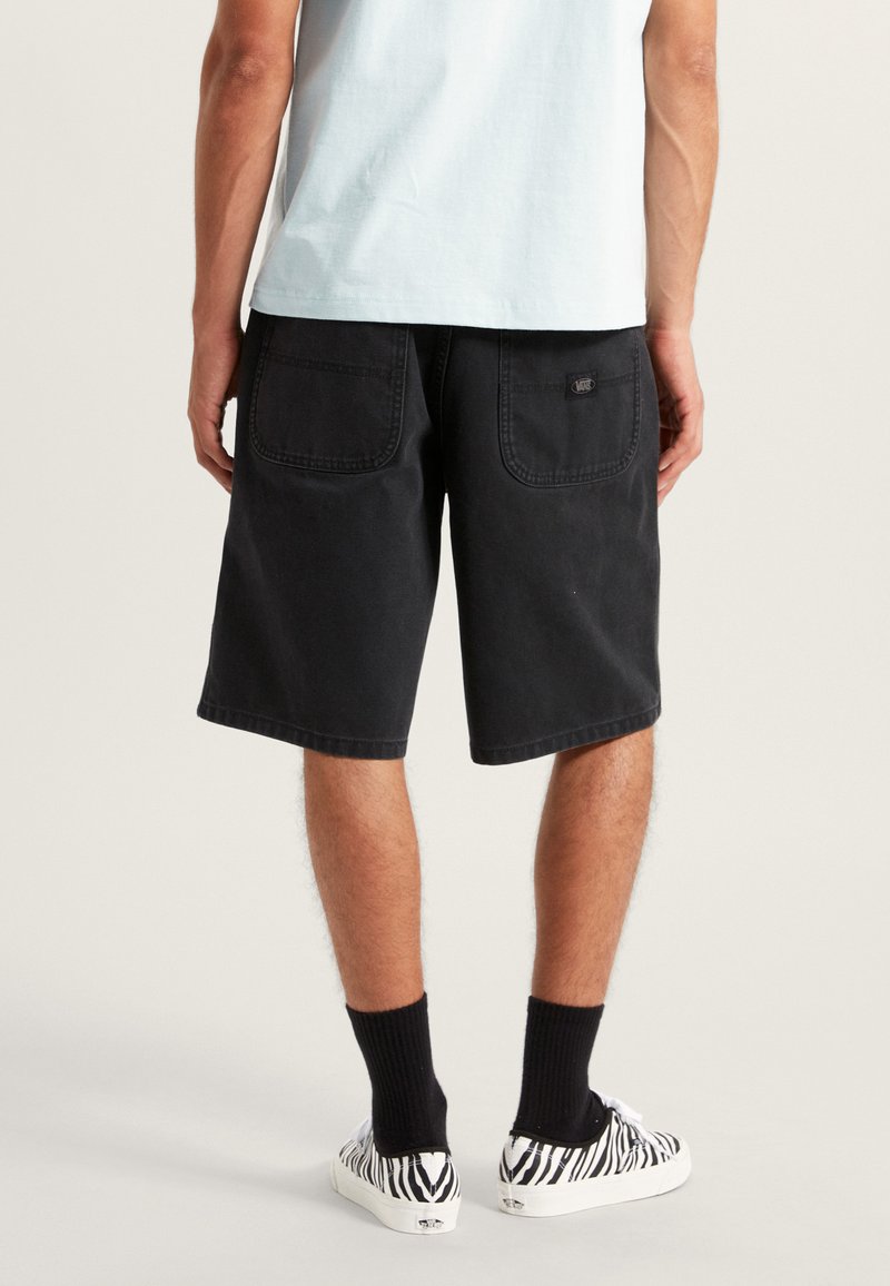 Vans CHORE - Šortky - black