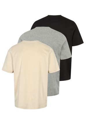 Drei kurzärmlige T-Shirts in Beige, Grau und Schwarz. Hergestellt aus weicher Baumwolle, mit klassischem Rundhalsausschnitt und entspannter Passform.