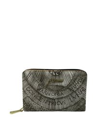 Portafoglio zip con un design vintage, caratterizzato da un tessuto grigio testurizzato e intricati motivi neri. Accessori in metallo dorato alla cerniera.