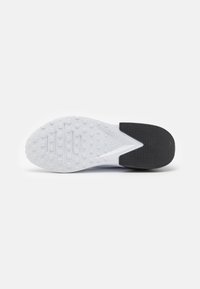 Nike Performance Scarpe da allenamento - white