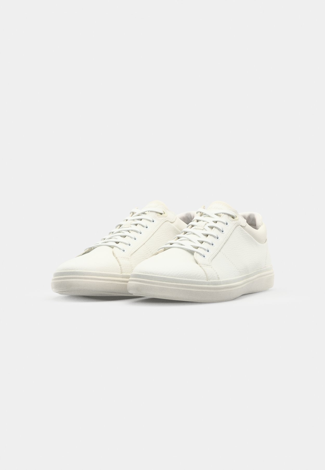 Sneaker low