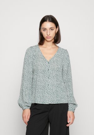 Vero Moda Tall VMNAJA V NECK PLEAT - Μπλούζα - dark forest/joey dot