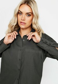 Thumbnail Image 3