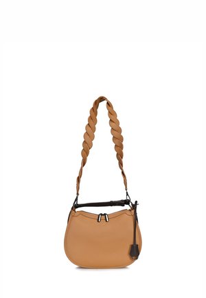 Ramię torba ze skóry w kolorze koniaku z plecionym paskiem, zamkiem błyskawicznym, gładką fakturą i odpinanym frędzlem dekoracyjnym. Kompaktowy i zaokrąglony kształt.