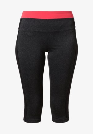Leggings capri athlétiques gris foncé avec des panneaux latéraux noirs et une large ceinture rouge.