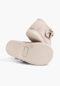 Pisamonas SERRATEX - Zapatos de bebé - beige