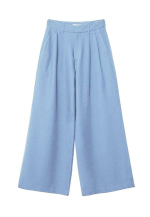 Lyseblå bukser med vide ben, plisseringer ved taljen, bæltestropper, sidelommer og lynlåslukning foran.