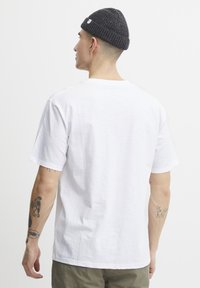 11 Project PREMIL - Basic T-shirt - white