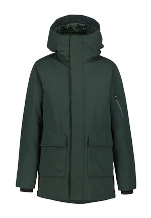 Mørkegrøn isoleret vinterparka med hætte, frontlommer med klap og lynlåslomme på ærmet, designet til koldt vejr.