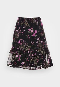 Jupe noire à fleurs roses, avec un design à volants superposés et une ceinture élastique. Réalisée en tissu léger et transparent.