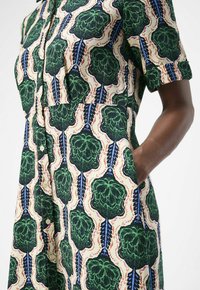 Object PRINT - Maxi-jurk - treetop