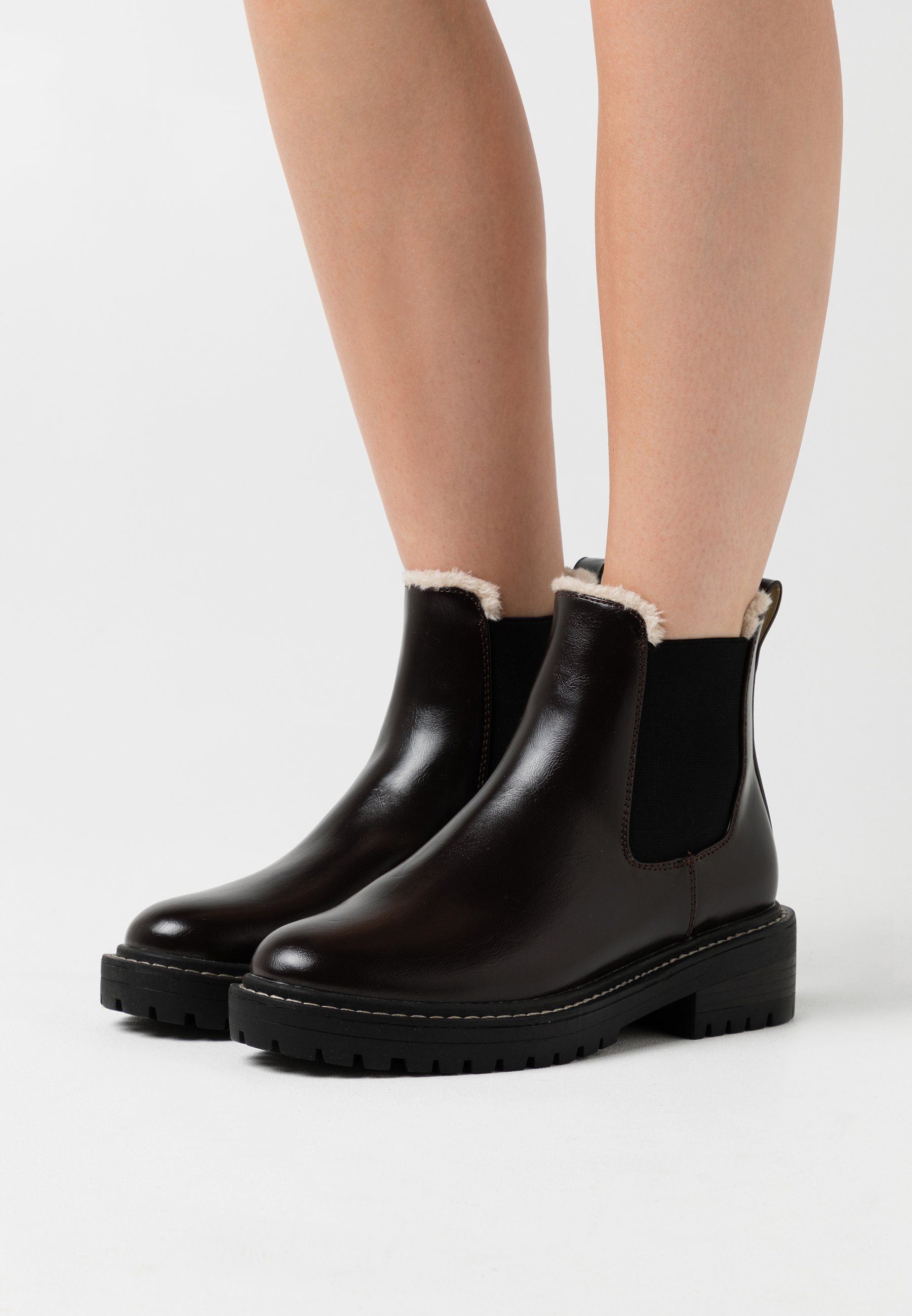 ONLY SHOES - ONLBOLD CHELSA BOOTIE - Vinterstøvler - dark brown