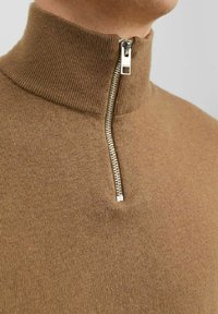 Jack & Jones JJEEMIL HALF ZIP - Trui - otter