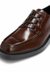 HUGO IKER DERB - Stringate eleganti - dark brown one