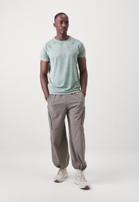 ICANIWILL TRAINING MEN - Camiseta deportiva - racing green