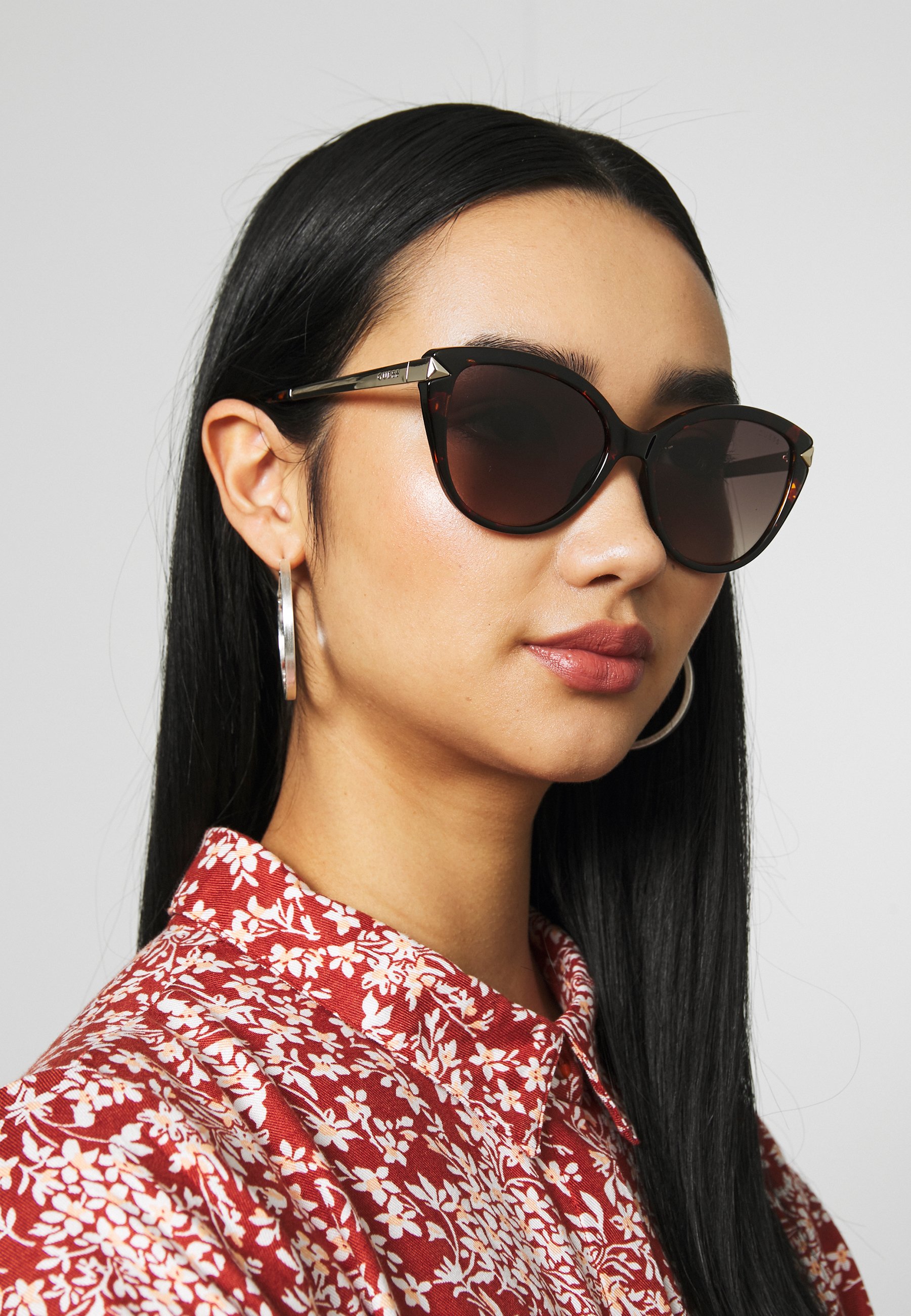 Guess occhiali da sole Clearance