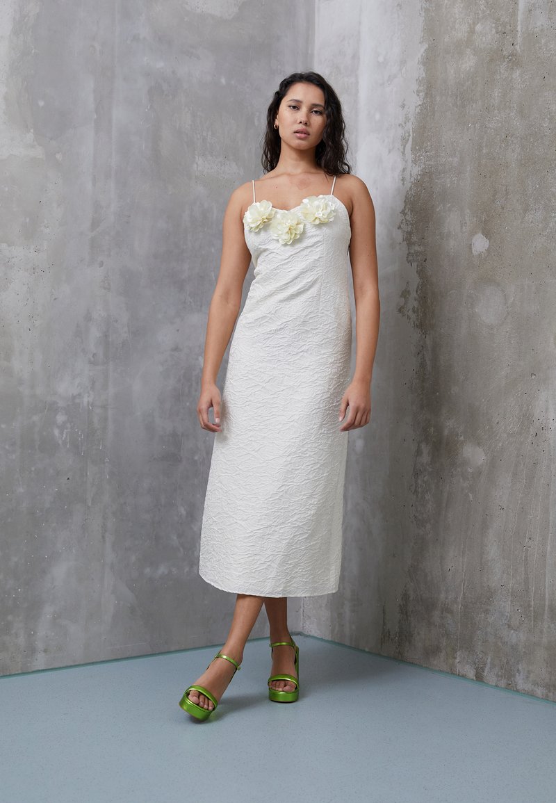 Sister Jane DREAM FRENCH ROSE DRESS Robe de soirée cream/écru