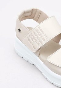 Panama Jack NOAH B2 - Sandalias de cuña - white