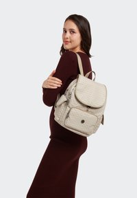 Kipling CITY PACK S BE UN - Reppu - signature beige