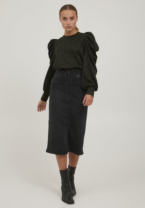 PZDunne - Long sleeved top - grape leaf printed2