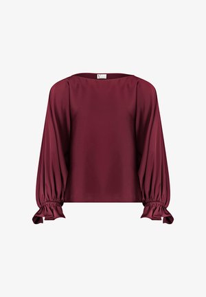 Vinrød bluse med lange ærmer, bred bådhalsudskæring, rynkede puffærmer og flæsemanchetter.